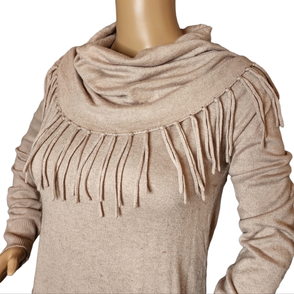 Chelsea & Theodore Wool Blend Beige Sweater Fringe Cowl Neck Size Small - Picture 6 of 15